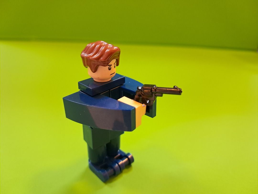 Brick Figure hold pistol by both hands MOC Miniature building block minifig
